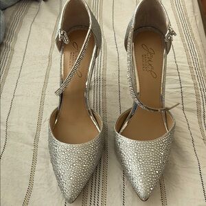 Badgley Mischa Silver Embellished Women's Shoes Sz 7